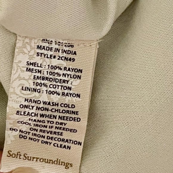 Soft Surroundings Medium Emmaline Beige Embroidered Beaded Tunic Tank NWT - Picture 6 of 6